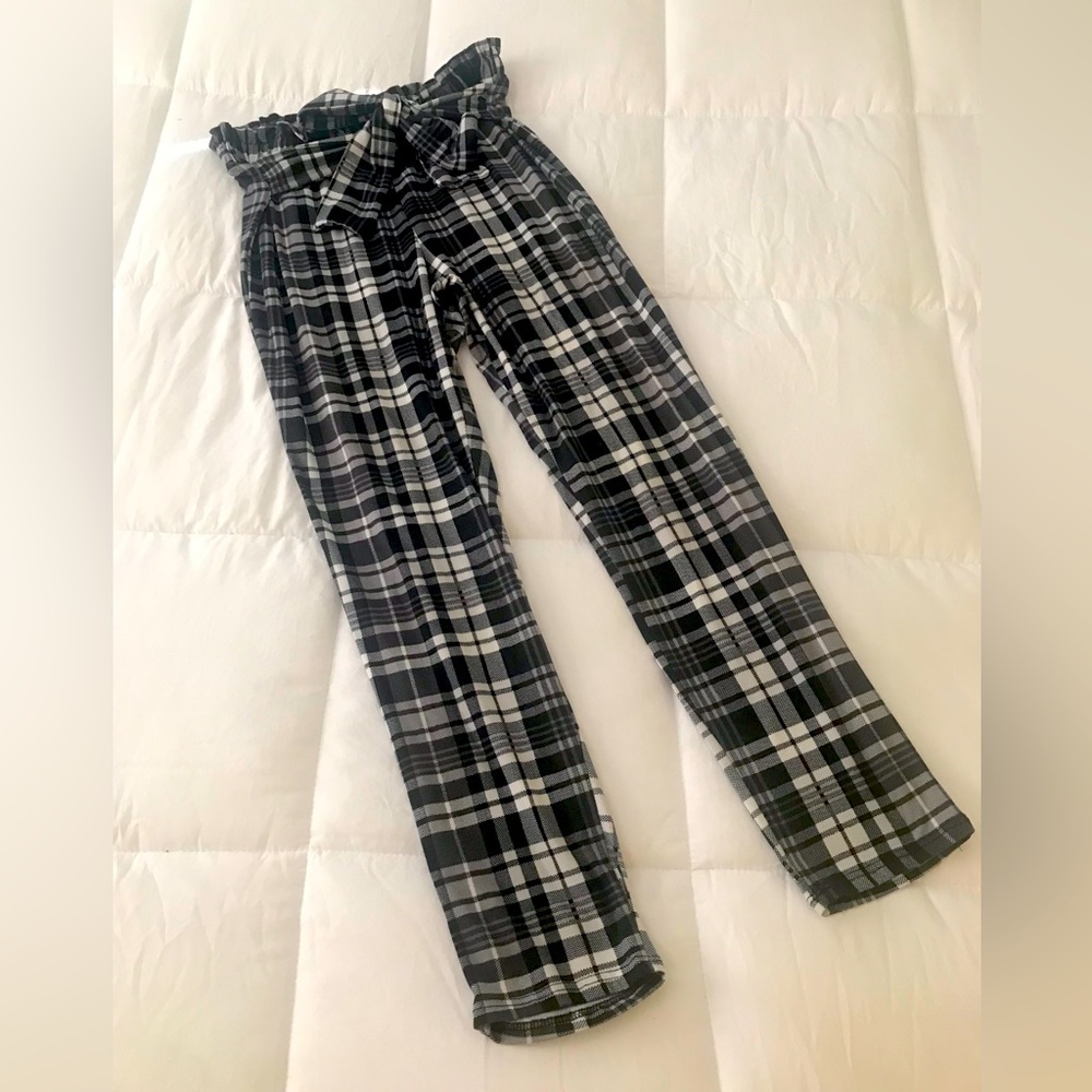 Euc Rainbow brand high waist/ front bow cotton pants. Size Large